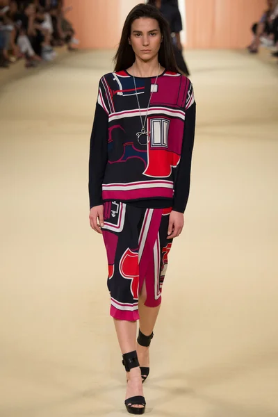 Look 26